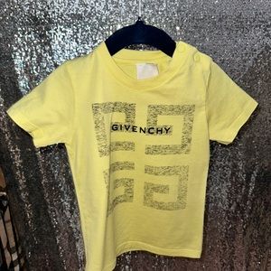 - [ ] Givenchy 2yrs T-shirt yellow  Authentic